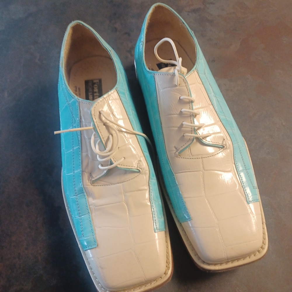 Mens shoes